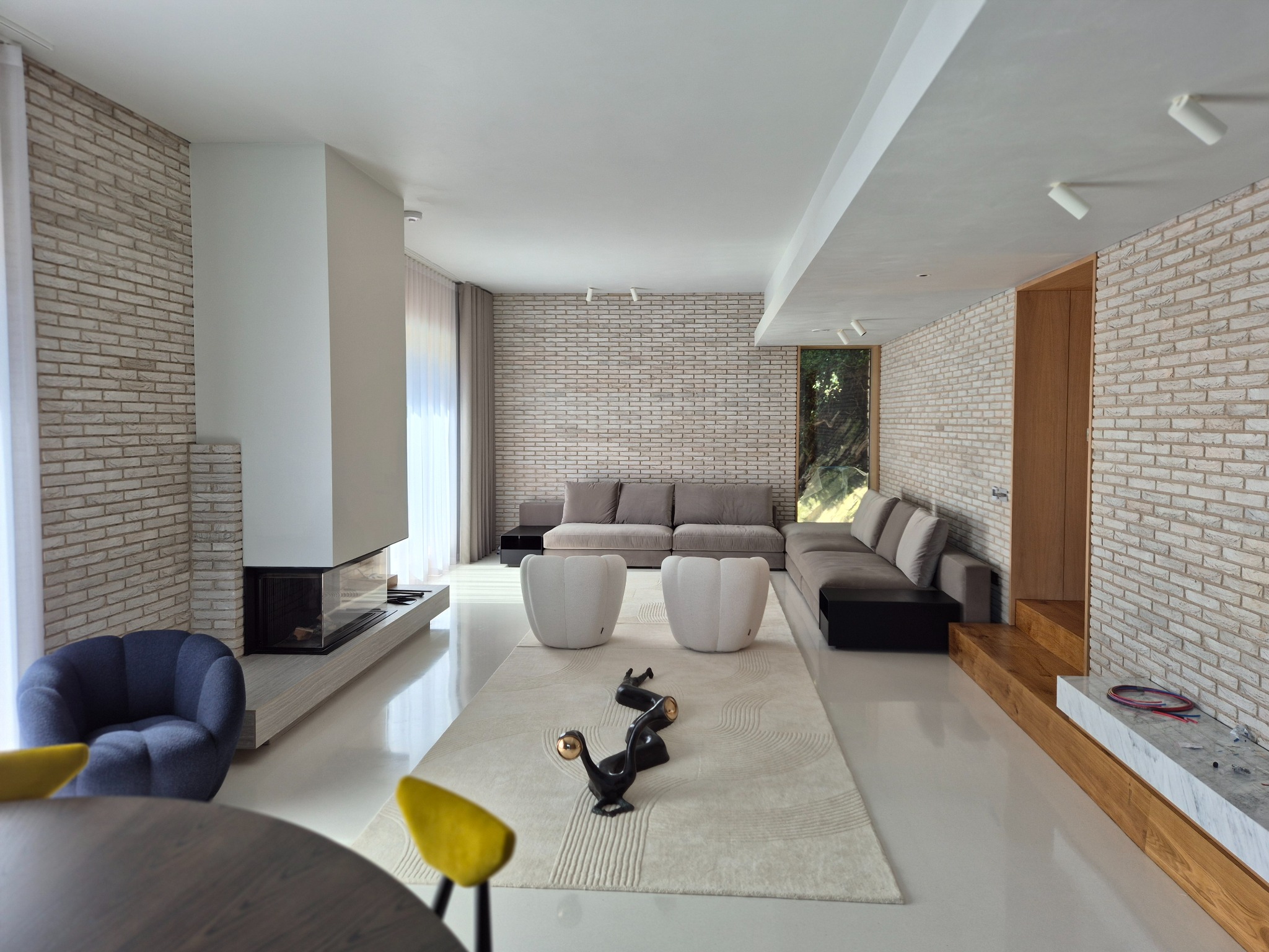 Light-filled contemporary living room